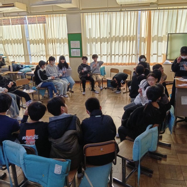 ６年生　教室で